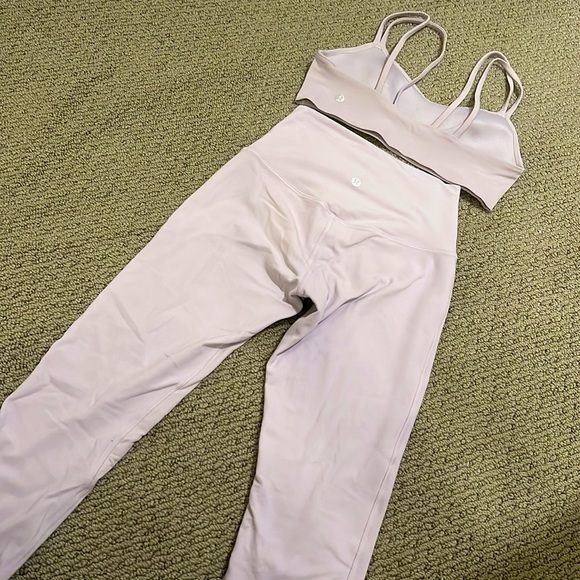 lululemon SET wunder under lavender leggings and cloud bra - Picture 8 of 9